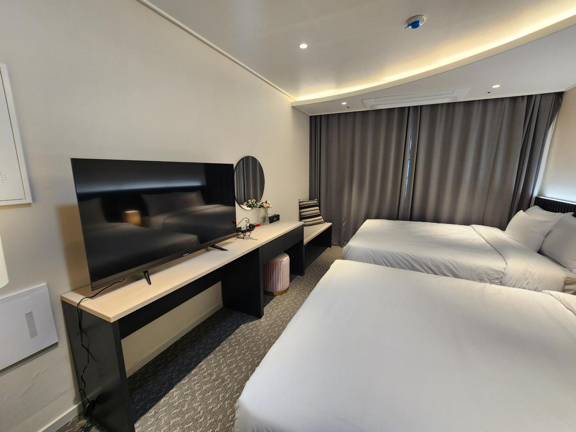 Sota Suite Yangyang Granbay Екстериор снимка